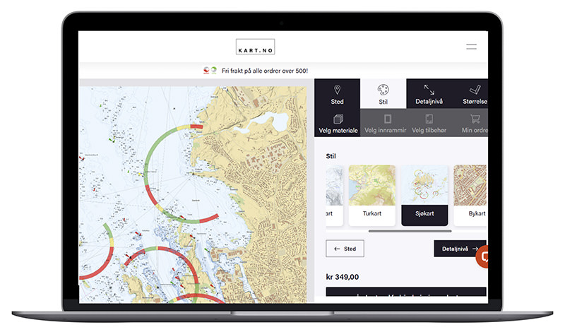Laptop som viser kartdesigneren med et tilpasset sjøkart for kysten av Norge.