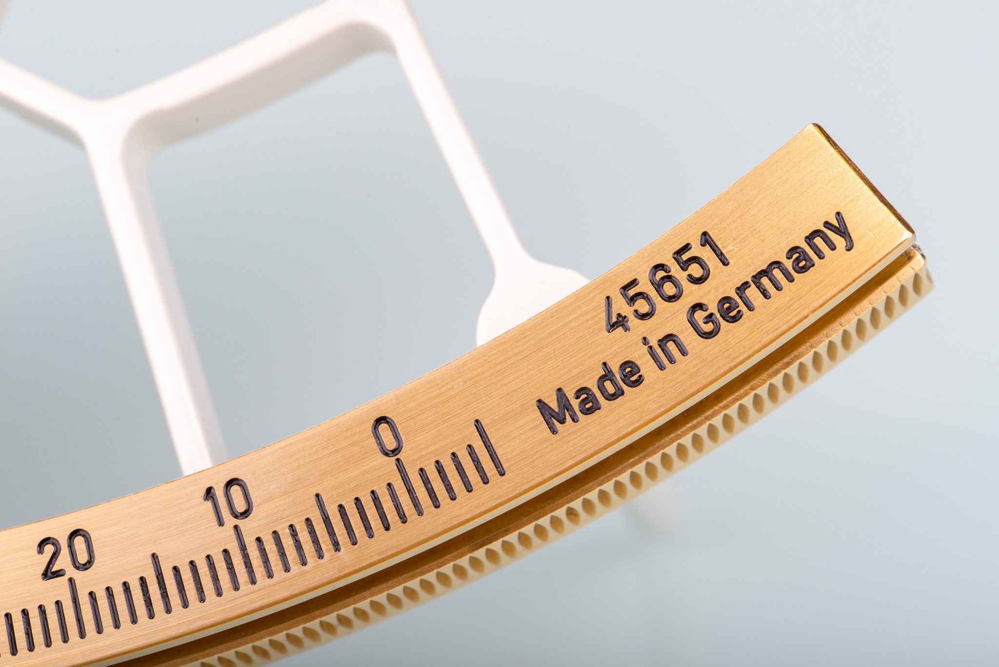 Cassens & Plath Bobby Schenk sextant white – marine sextant for celestial navigation