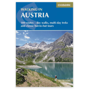 Forside av Cicerone-guiden Walking in Austria