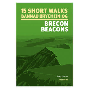 Forside av 15 Short Walks in Bannau Brycheiniog - Brecon Beacons