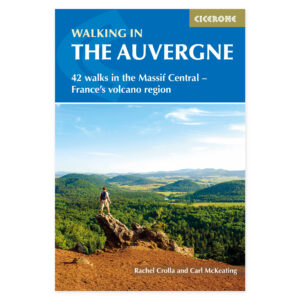 Forside av Walking in the Auvergne